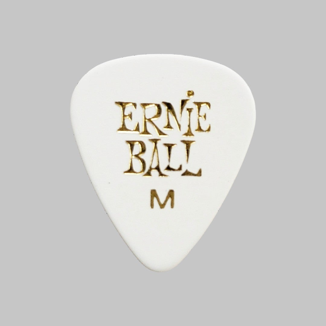Púa marca Ernie Ball, material celuloide, calibre 0.72 mm