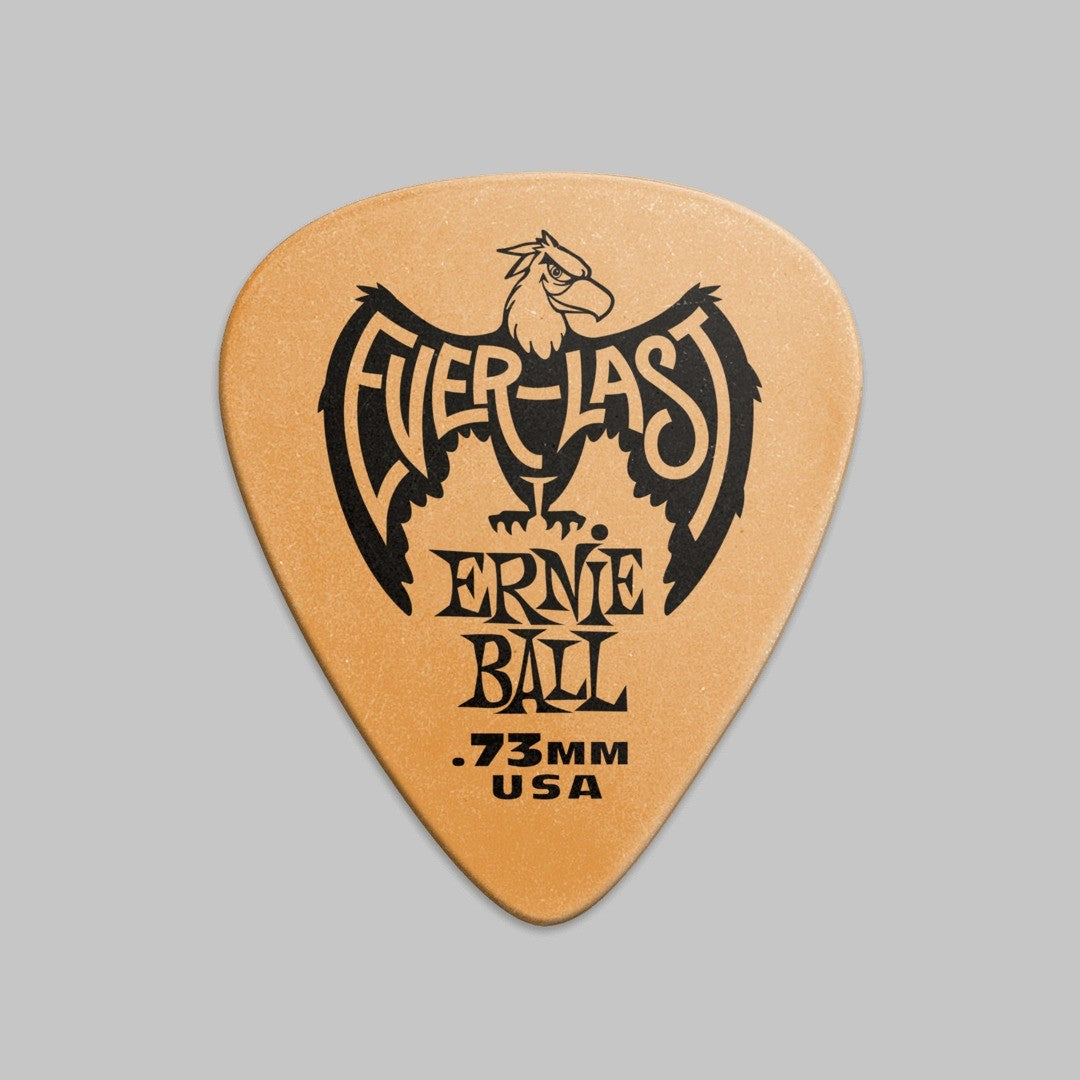 Púa marca Ernie Ball, material derlin, calibre 0.73 mm