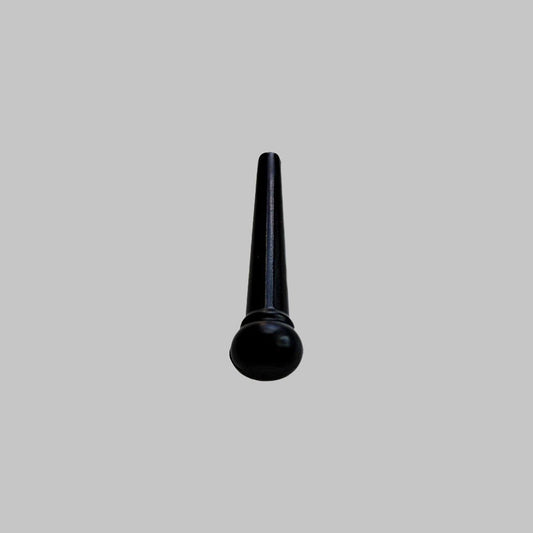 Pin prensa cuerda para guitarra marca Alice, color negro