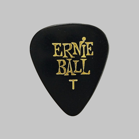 Púa marca Ernie Ball, material celuloide, calibre 0.46 mm