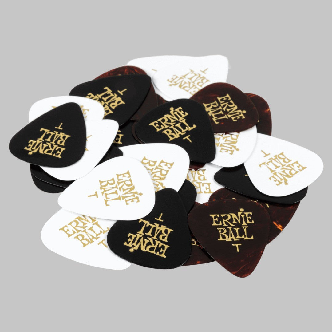 Púa marca Ernie Ball, material celuloide, calibre 0.46 mm (3 colores)
