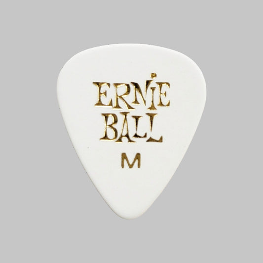 Púa marca Ernie Ball, material celuloide, calibre 0.72 mm