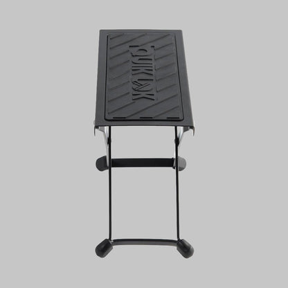 Soporte apoya pie para guitarrista marca Quik Lok