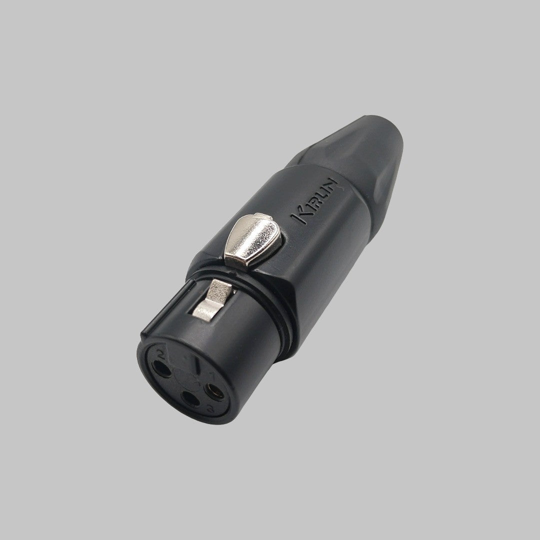 Conector XLR hembra, estañado, pintado negro, marca Kirlin