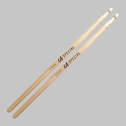Baquetas para batería 5A marca Promark, madera hickory, punta de madera