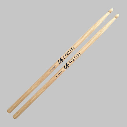 Baquetas para batería 7A marca Promark, madera hickory, punta de madera